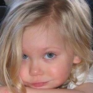 Meet your Posher, Ella